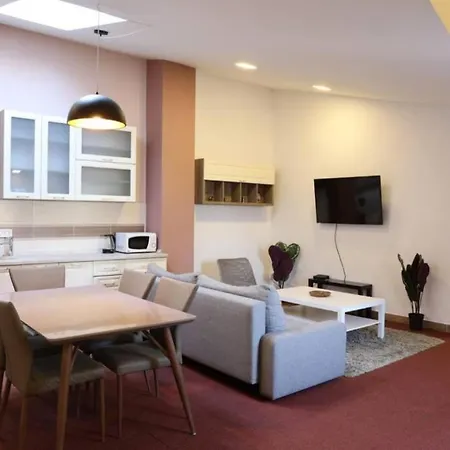 Apartment Center Nusiceva