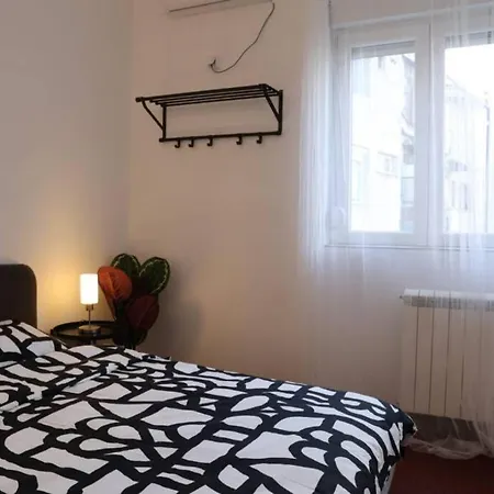 Center Nusiceva * Belgrado